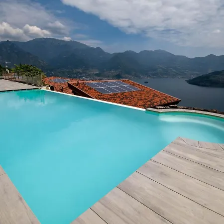 Taormina With Garden, Swimming Pool And View * Parzanica